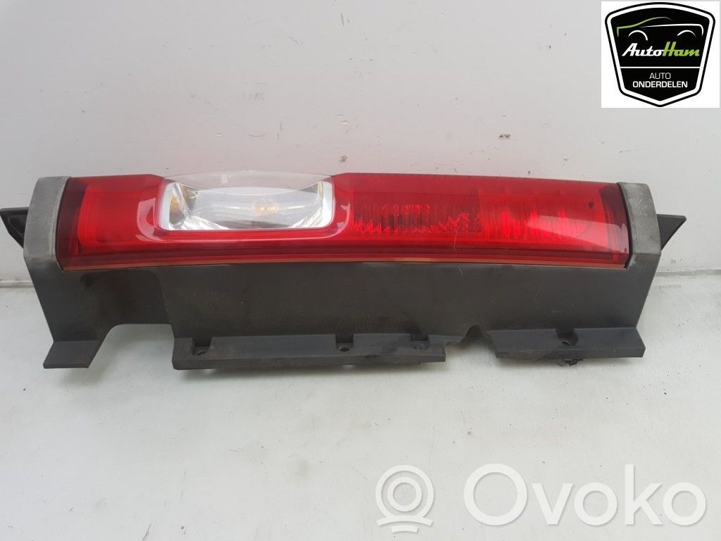Nissan Primastar Lampa tylna 