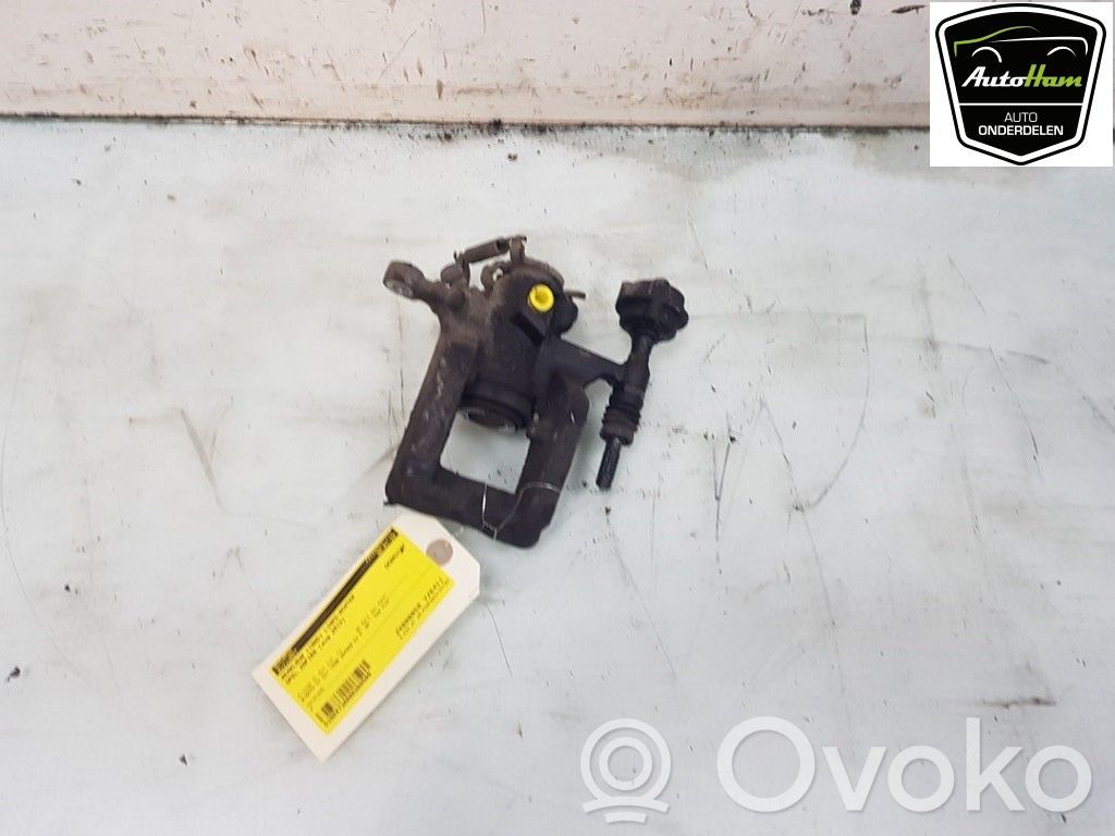 Opel Zafira C Tylny zacisk hamulcowy 