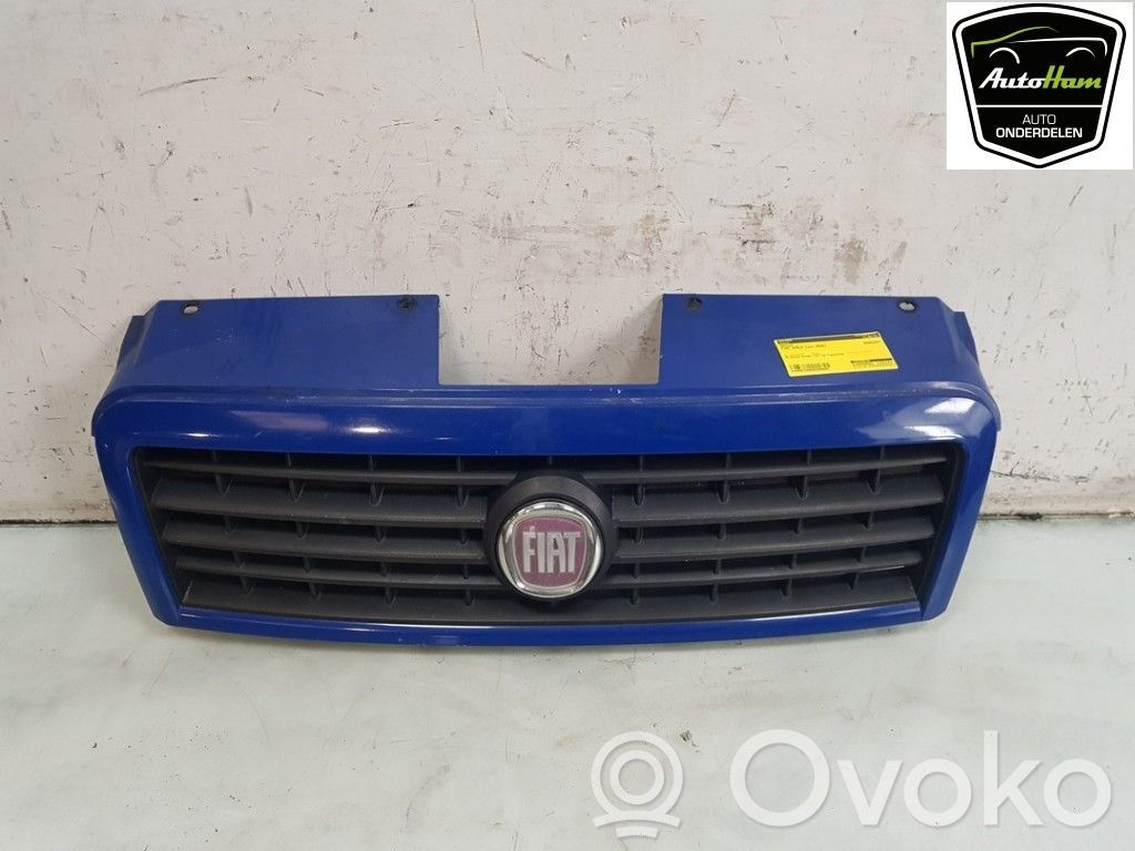 Fiat Doblo Etusäleikkö 