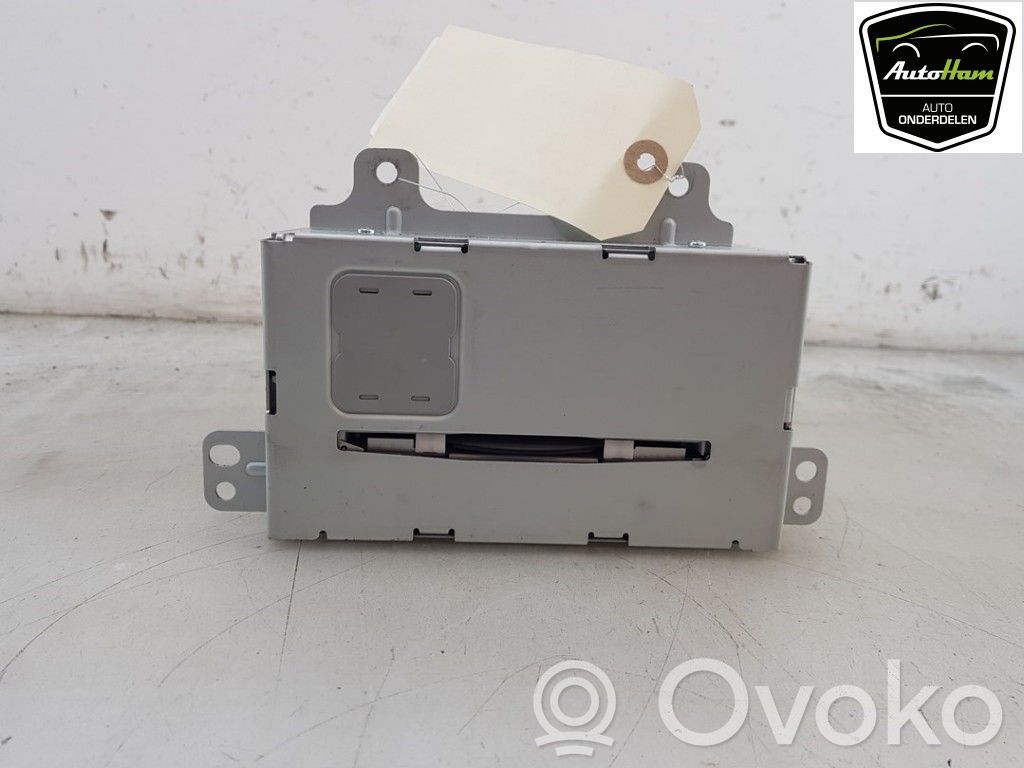 Opel Zafira C Panel radia 