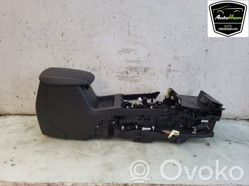 Ford Kuga III Armrest 