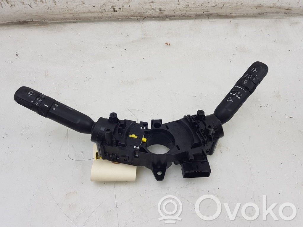 KIA Picanto Steering wheel buttons/switches 