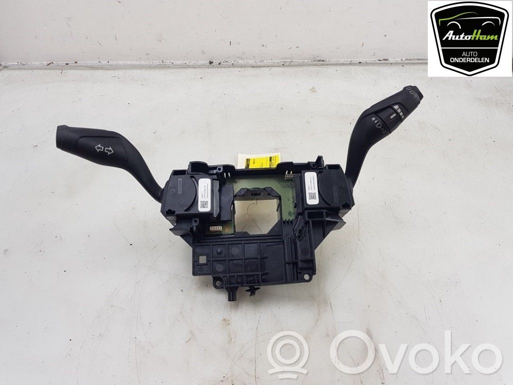 Ford Focus C-MAX Boutons / interrupteurs volant 