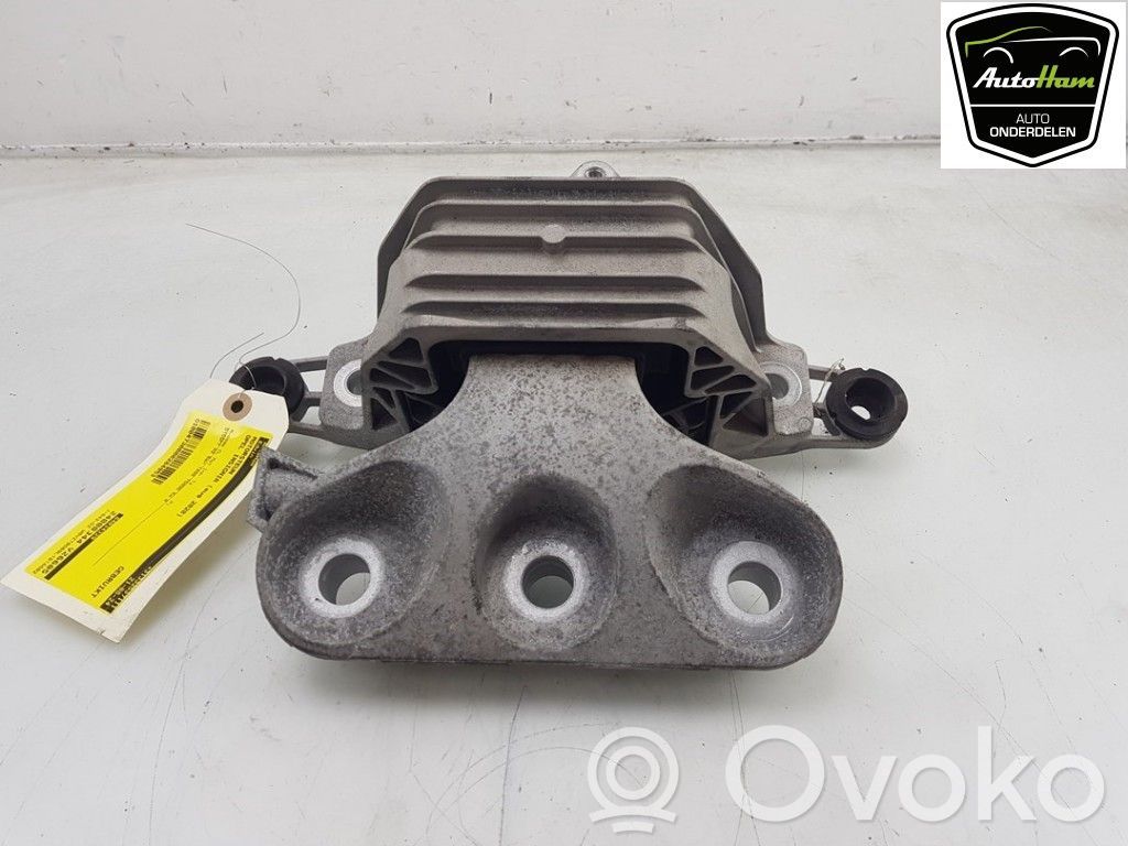 Opel Insignia B Engine mount bracket 