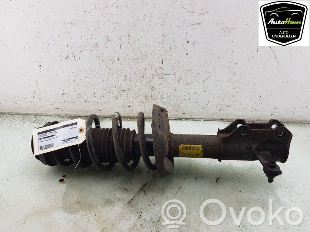 Opel Zafira C Amortyzator przedni 