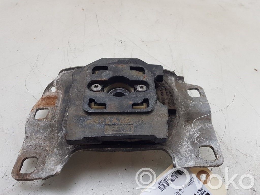 Ford Kuga II Vaihdelaatikon kannake 