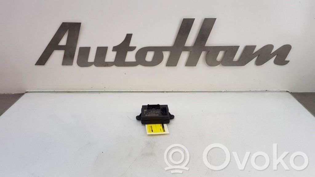 Volvo V40 Door central lock control unit/module 