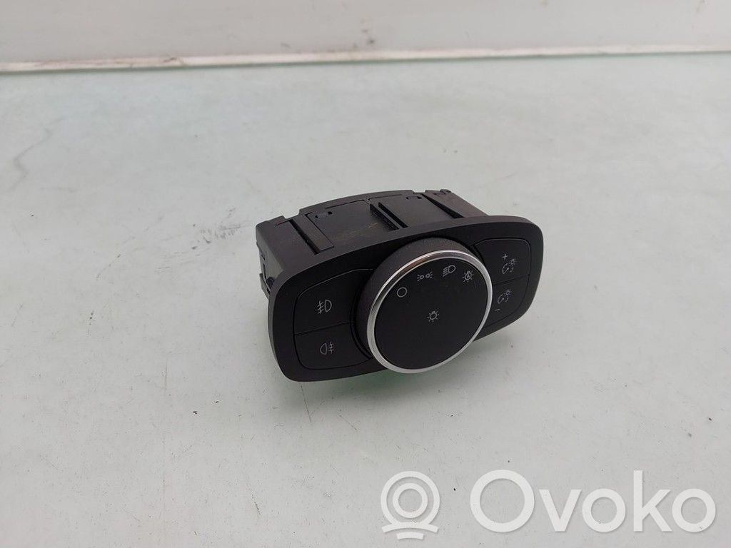 Ford Focus Light switch 