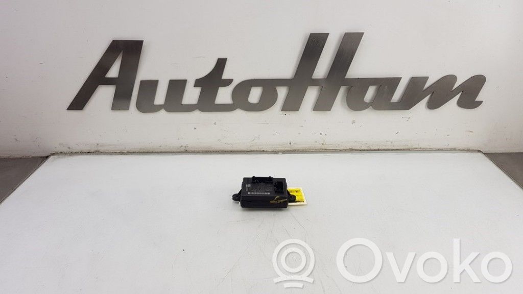 Volvo V40 Door central lock control unit/module 