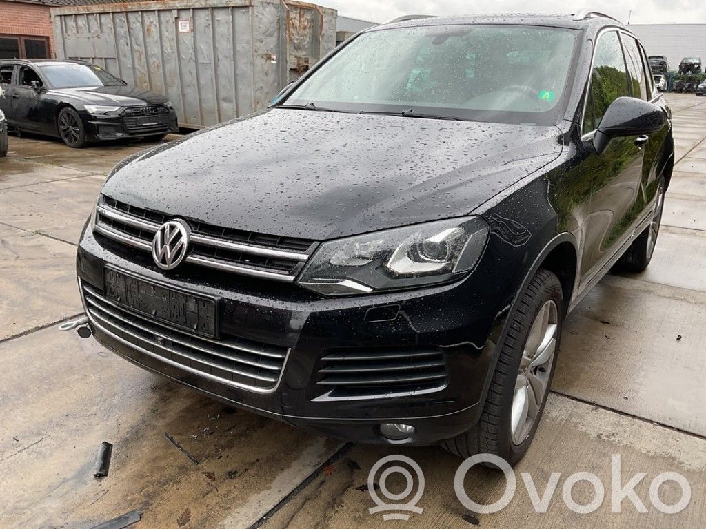 Volkswagen Touareg II Aripă 
