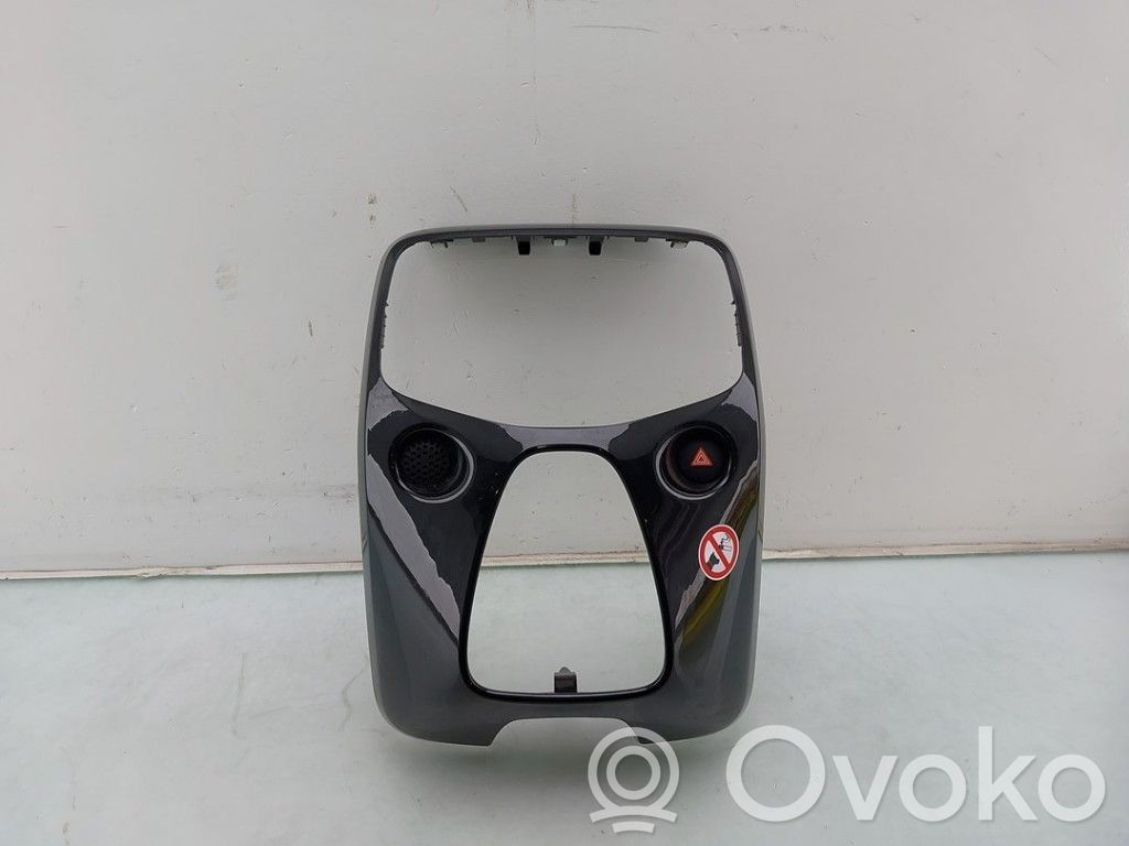 Consola central   554050H040,554050H040,B0007487XU,554050H040,B0007487XU