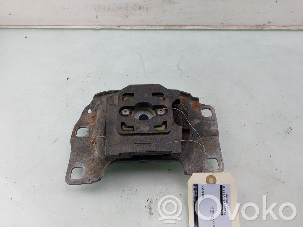Ford Focus Vaihdelaatikon kannake 