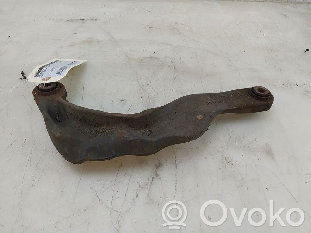 Volvo V60 Galinė svirtis 
