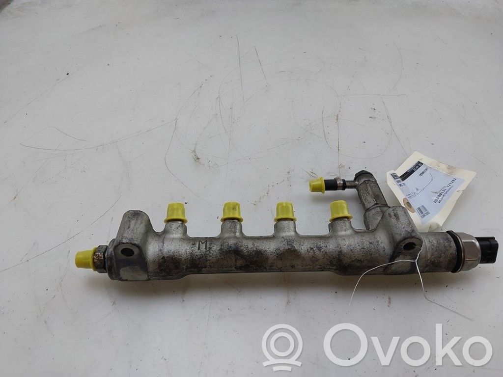 Opel Zafira B Polttoainepääputki 