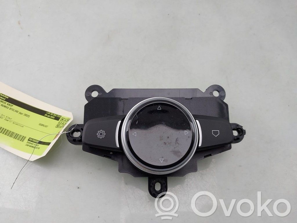 Alfa Romeo Stelvio Interruptor de control del ordenador de a bordo 