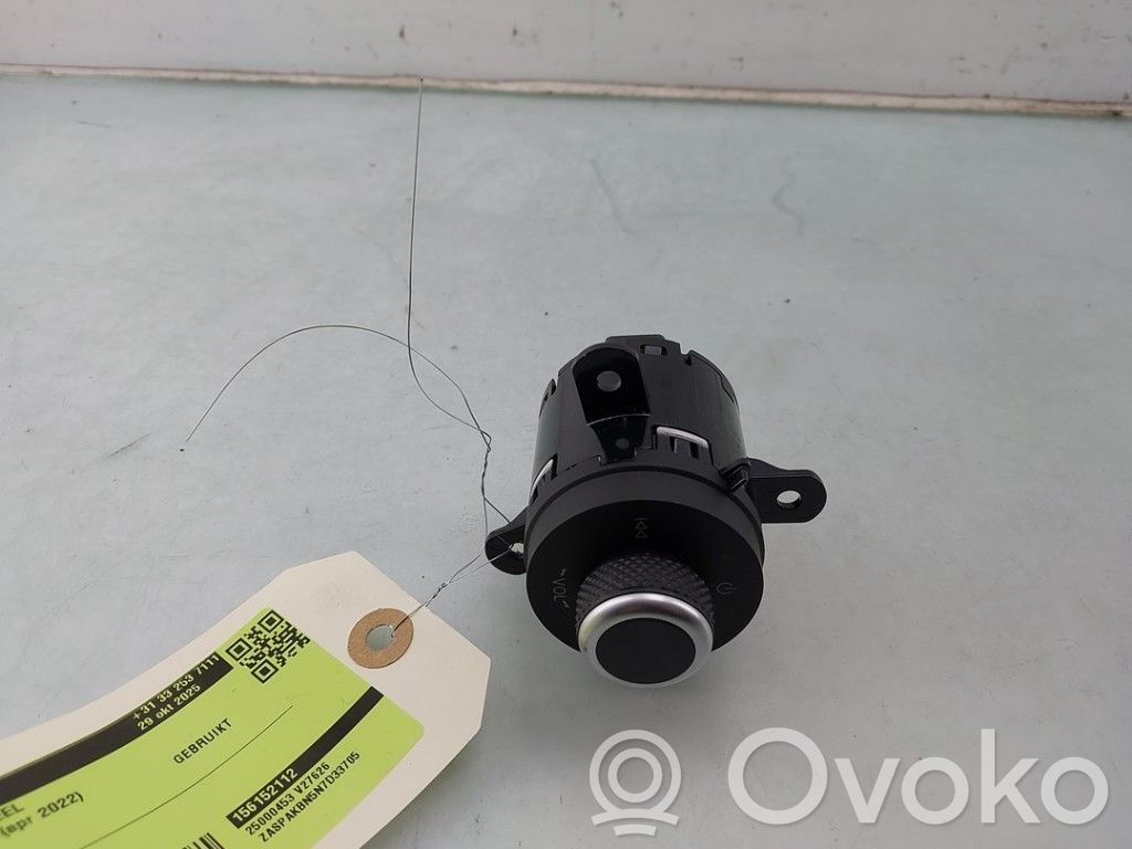 Alfa Romeo Stelvio Mando de control del sonido