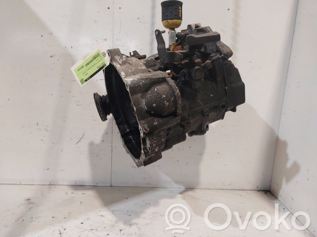 Volkswagen Golf V Manualna 6-biegowa skrzynia biegów 