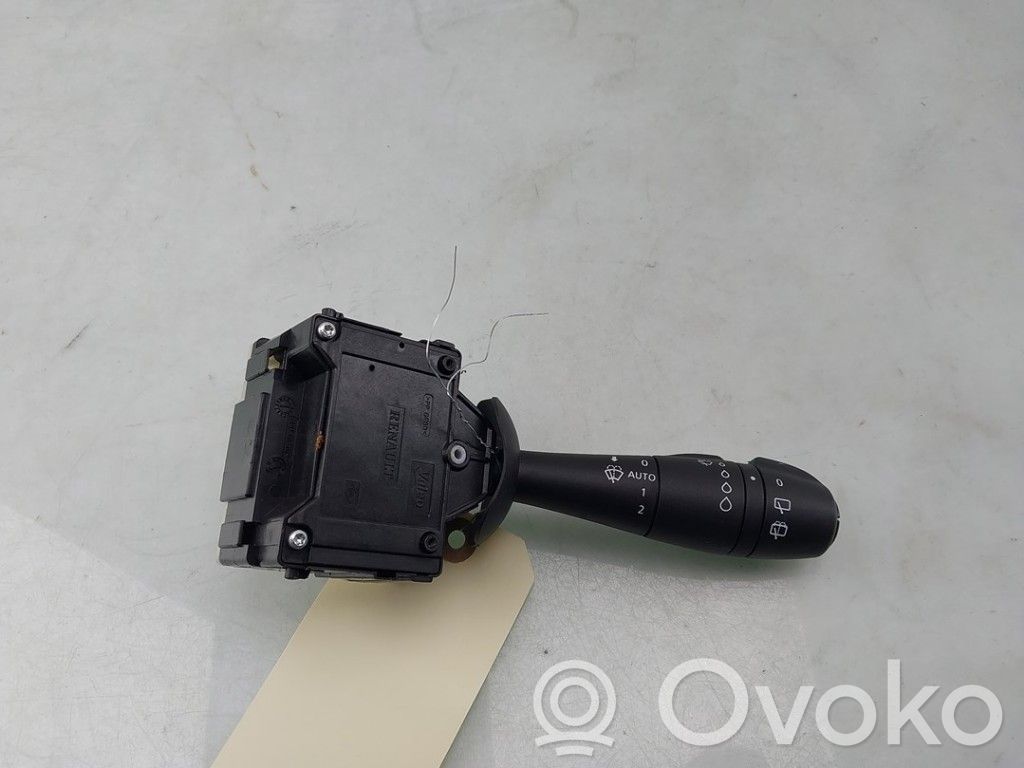 Renault Captur Wiper switch 