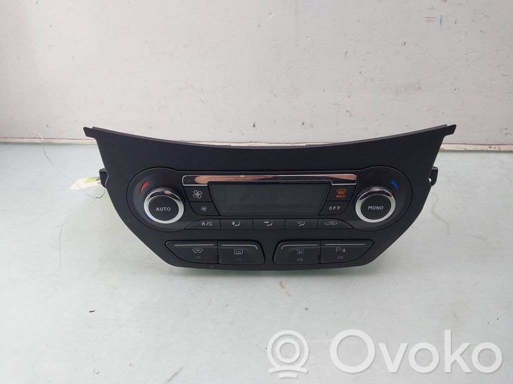 Ford C-MAX II Panel klimatyzacji 