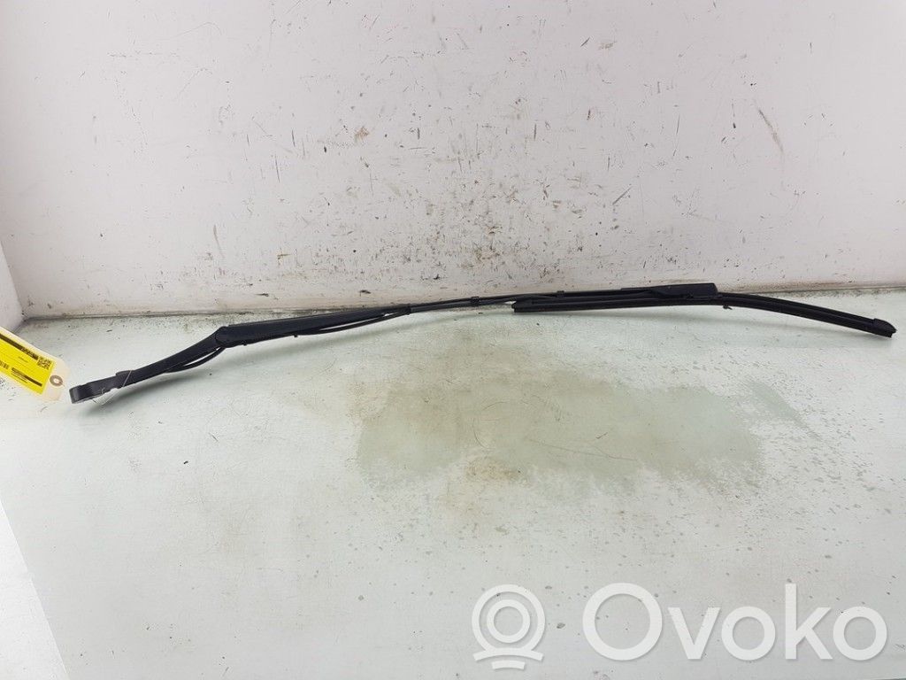 Tesla Model Y Wischerarm vorne 