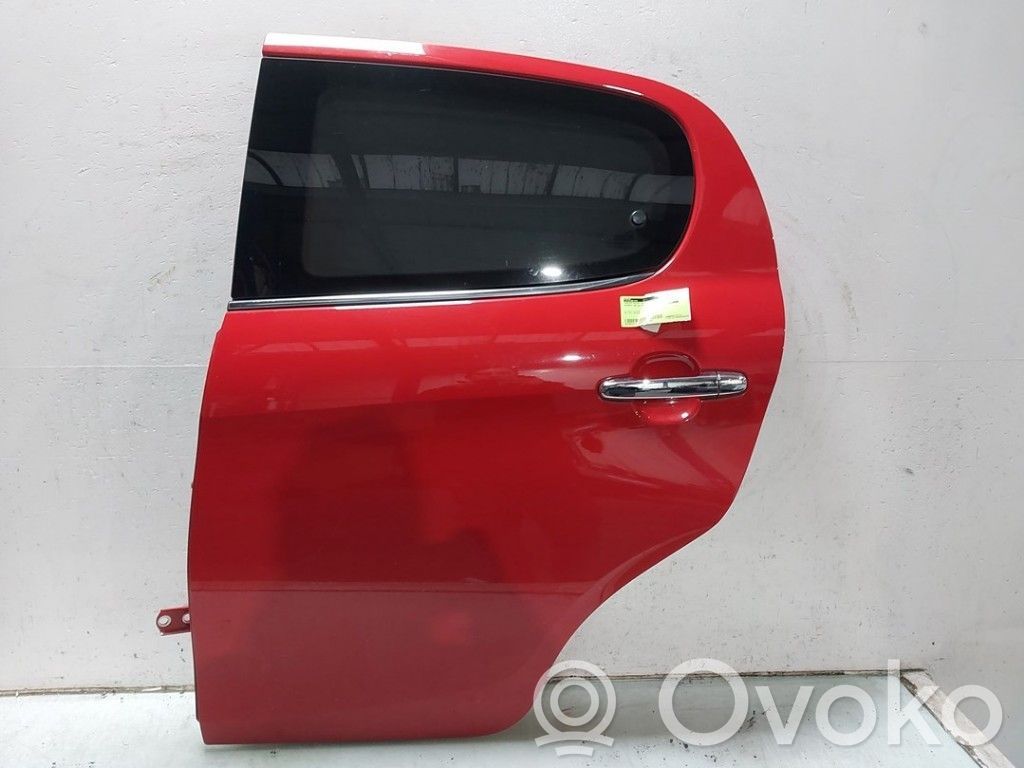 Peugeot 108 Puerta trasera 