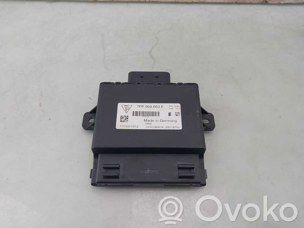 Porsche Cayenne (92A) Convertor-inversor tensiune 