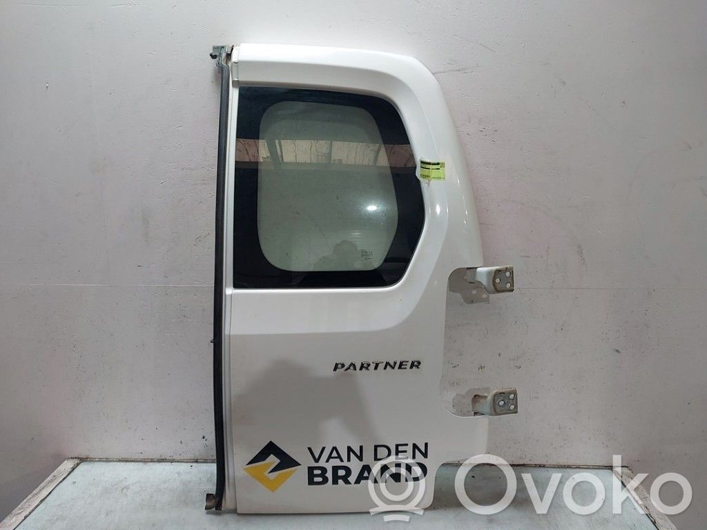 Peugeot Partner Puerta de carga trasera/atrás 