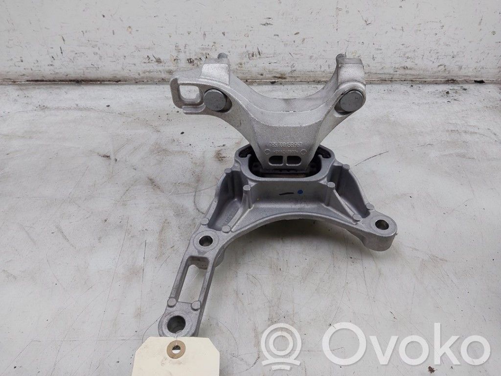 Opel Frontera Engine mount bracket 