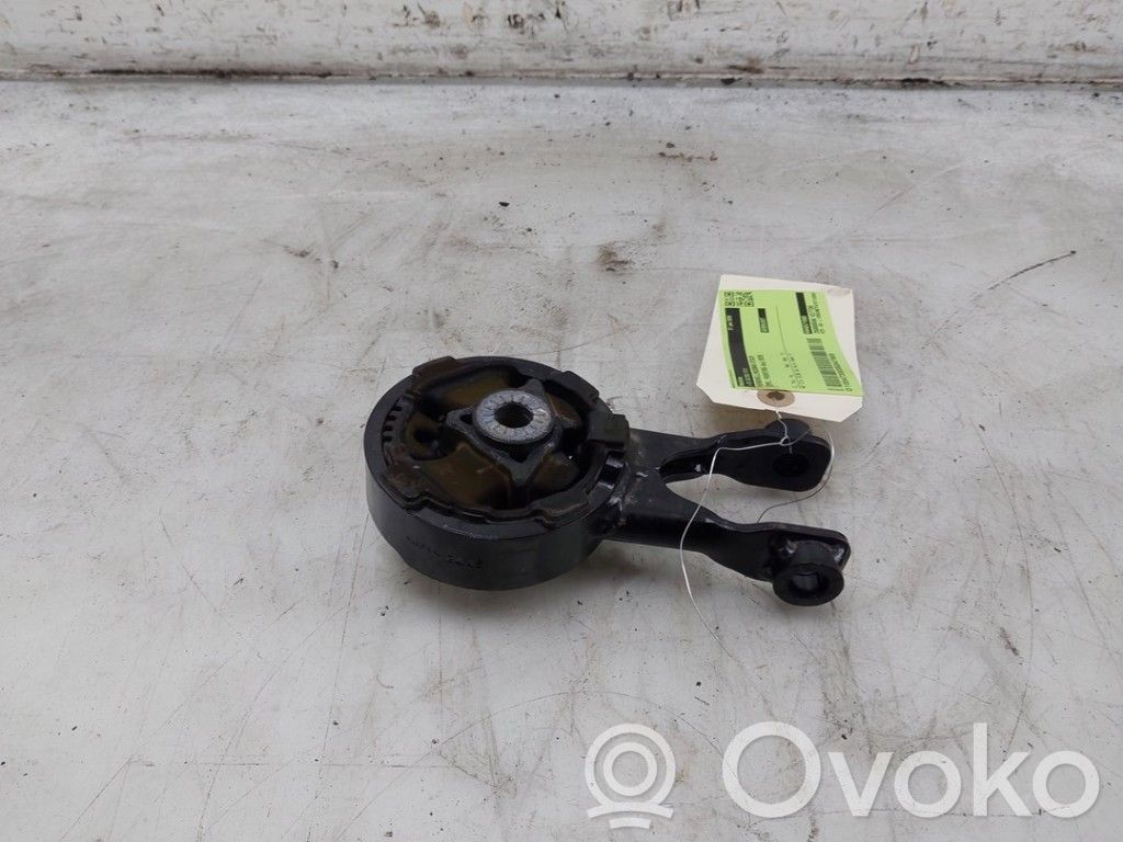 Opel Frontera Gearbox mounting bracket 
