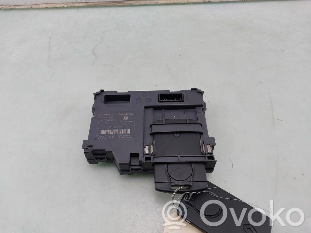 Renault Clio IV Ignition key card reader 