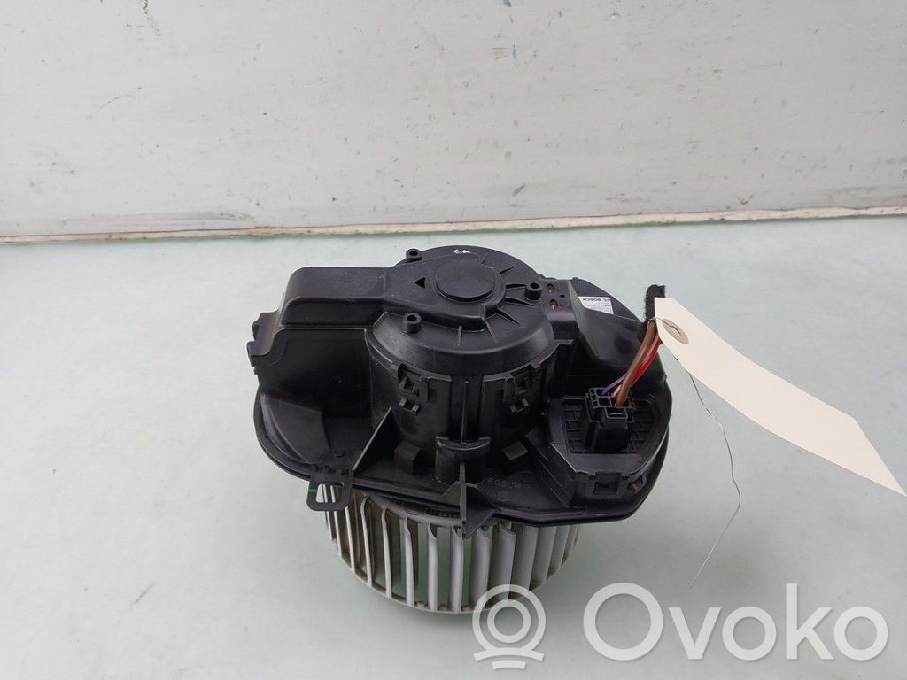 Porsche Cayenne (92A) Ventola riscaldamento/ventilatore abitacolo 
