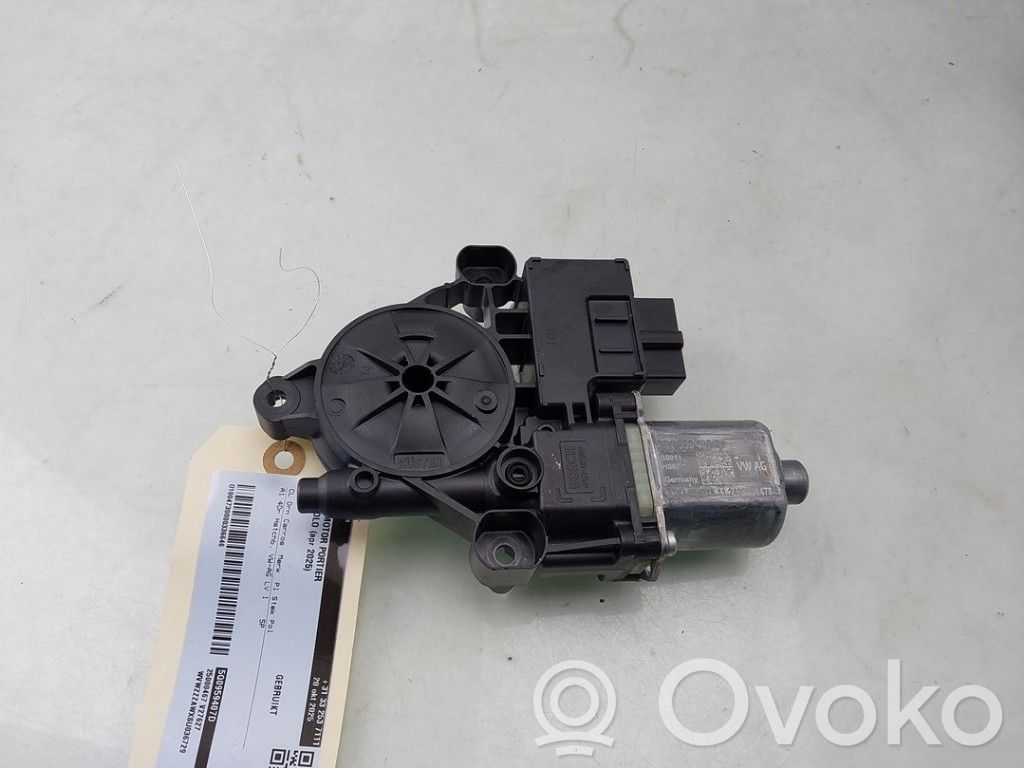 Volkswagen Polo VI Otros repuestos del interior 
