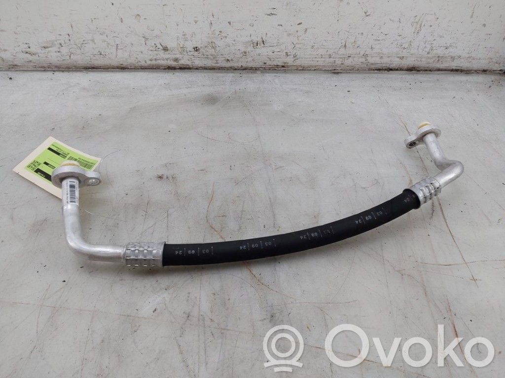 Volvo EX40 Wąż / Przewód klimatyzacji A/C 