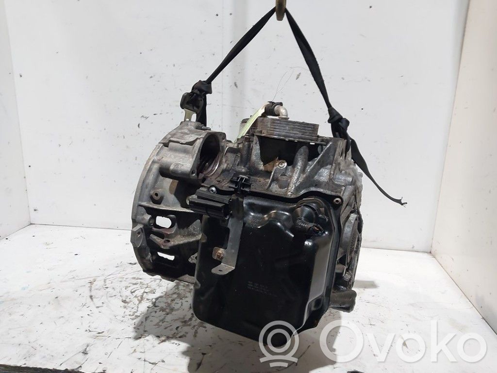 Volkswagen PASSAT B8 Cutie de viteze automată 