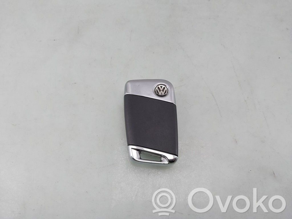 Volkswagen PASSAT B8 Tarjeta/llave de arranque 