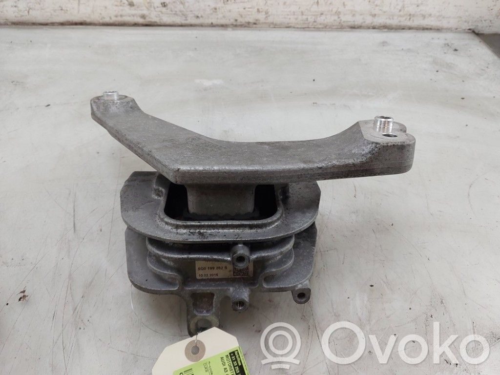 Engine mount bracket   5Q0199262S,5Q0199262S,5Q0199262S