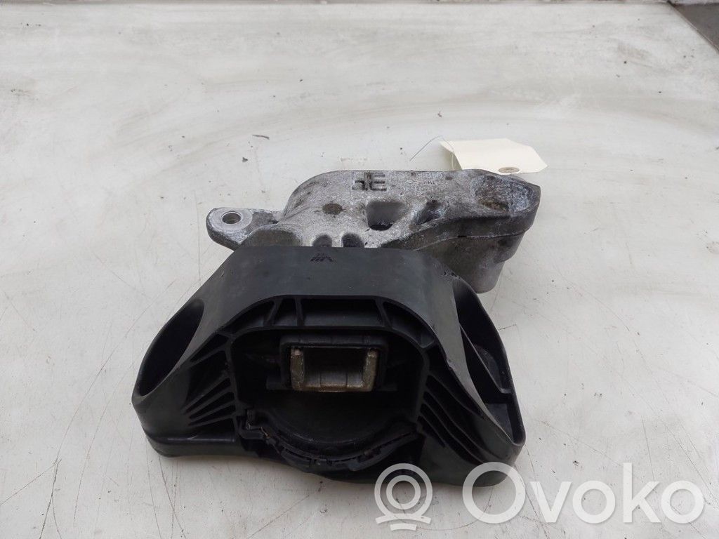 Renault Clio V Suport tampon motor