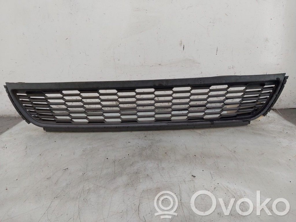 Atrapa chłodnicy / Grill   6R0853677A,6R0853677A,6R0853671A9B9,6R0853671A,6R0853671A9B9,6R0853677A