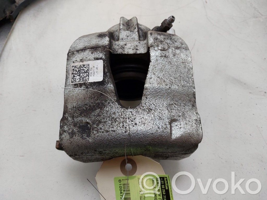 Skoda Kamiq Zacisk hamulcowy przedni 