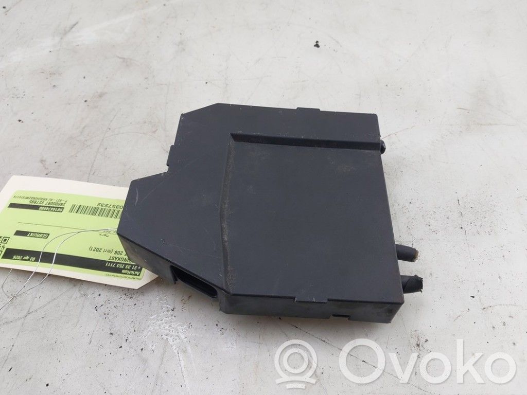 Peugeot 208 II Fuse box set 