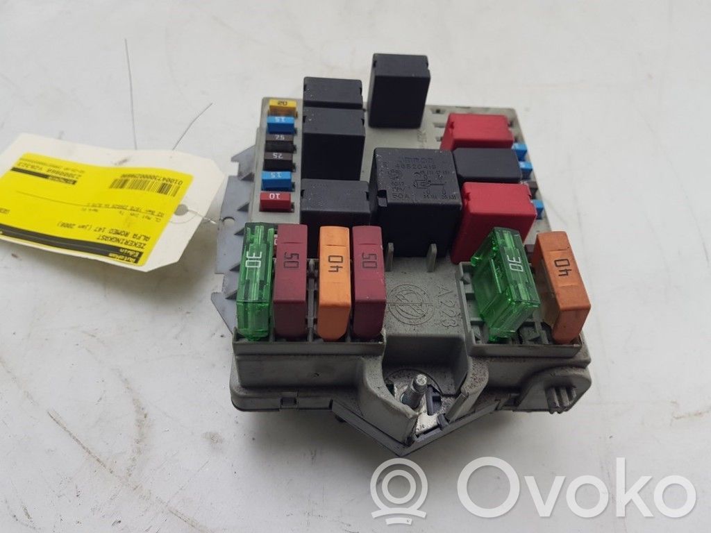 Alfa Romeo 147 Set scatola dei fusibili 