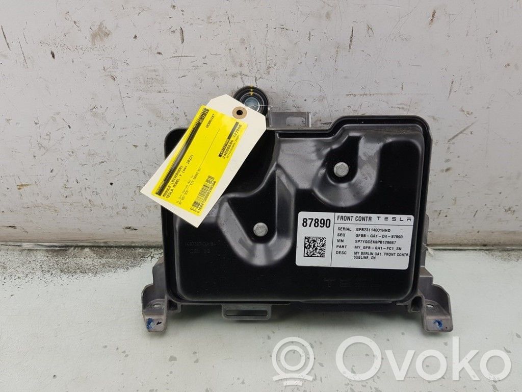Tesla Model Y Other control units/modules 