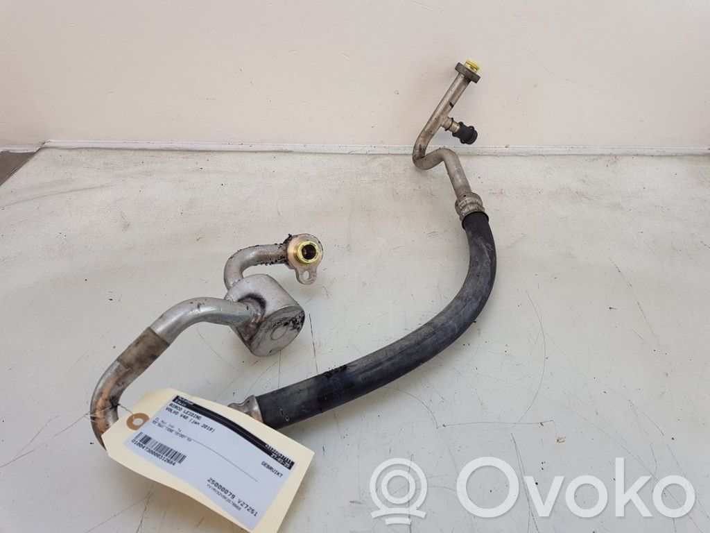 Volvo V40 Ilmastointilaitteen putki (A/C) 