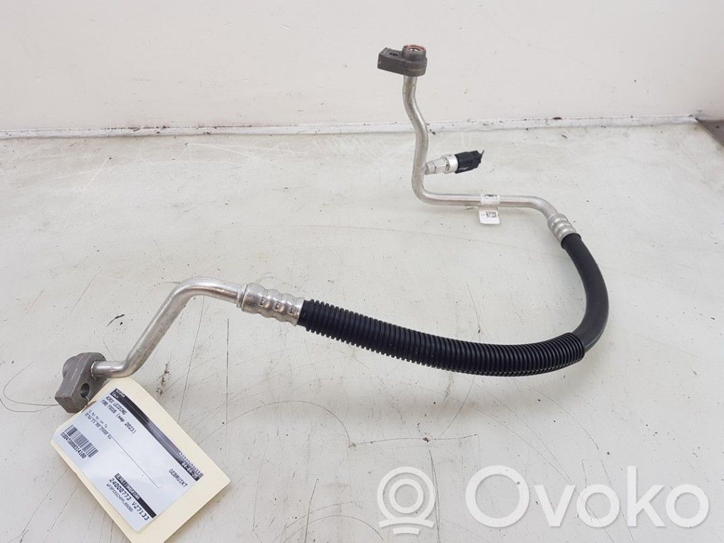 Ford Focus Ilmastointilaitteen putki (A/C) 