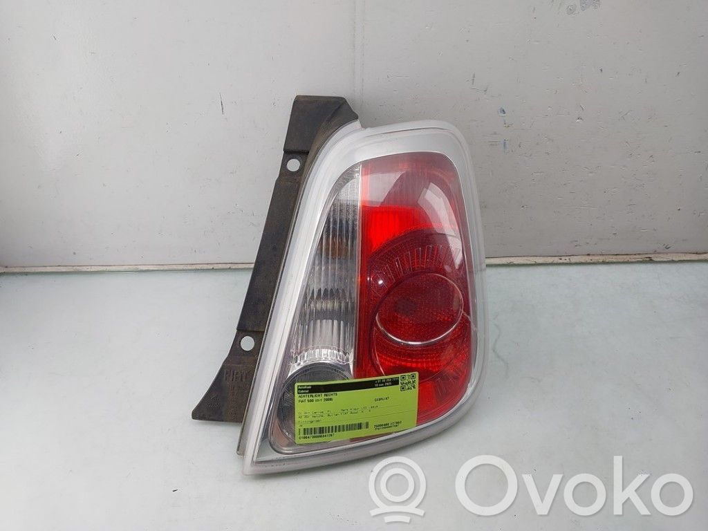 Fiat 500 Lampa tylna 