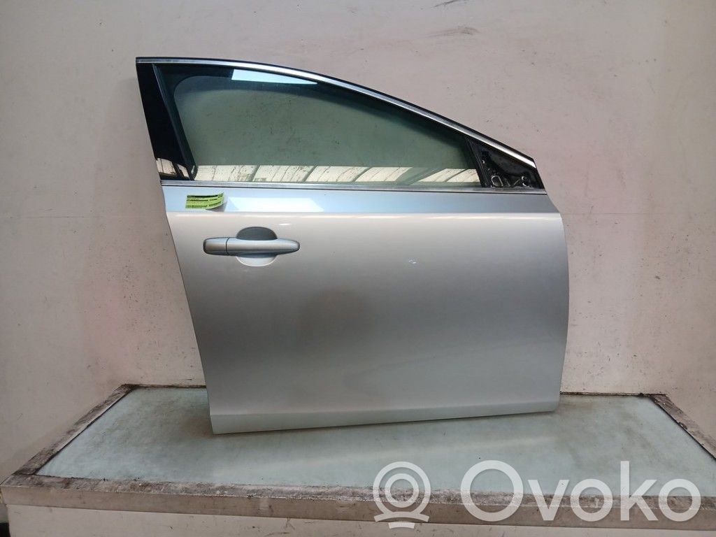 Volvo V40 Priekinės durys 