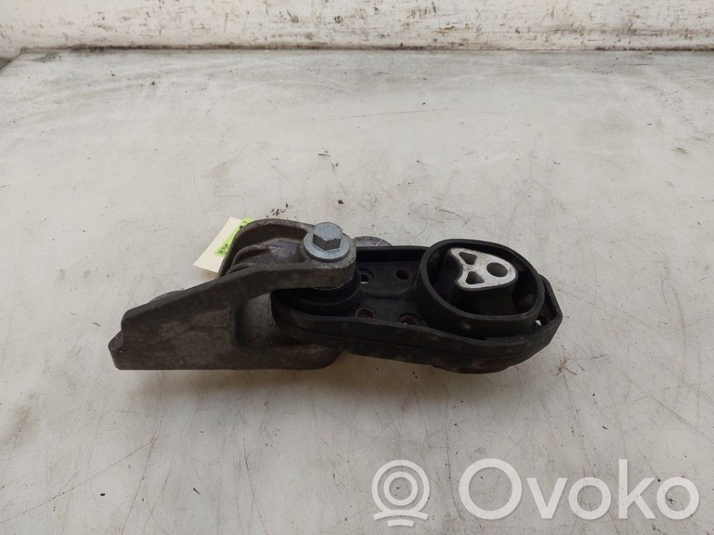 Ford Fiesta Gearbox mounting bracket 