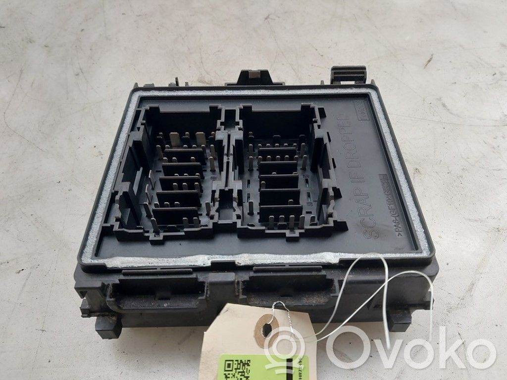 Ford Fiesta Juego de caja de fusibles 