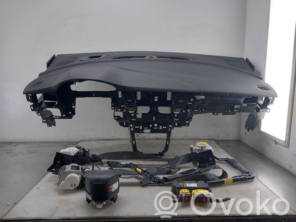 Opel Astra K Juego de airbags 