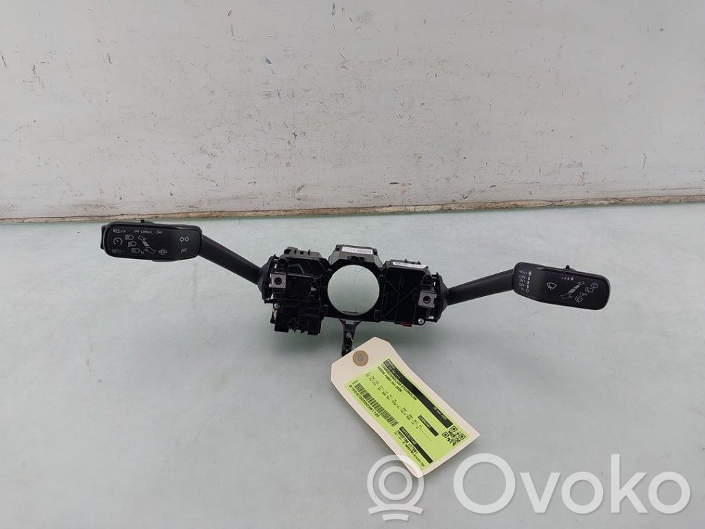 Skoda Octavia Mk1 (1U) Interruptores/botones de la columna de dirección 